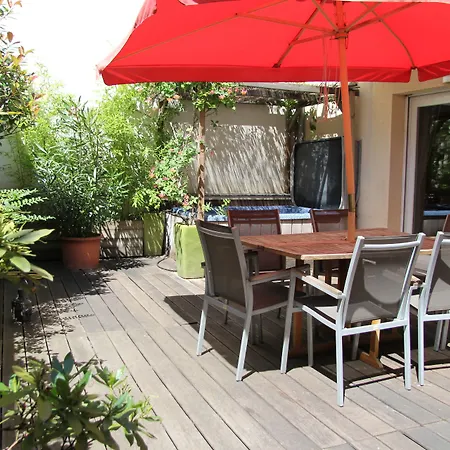 Maison Lavaud 게스트하우스 4*