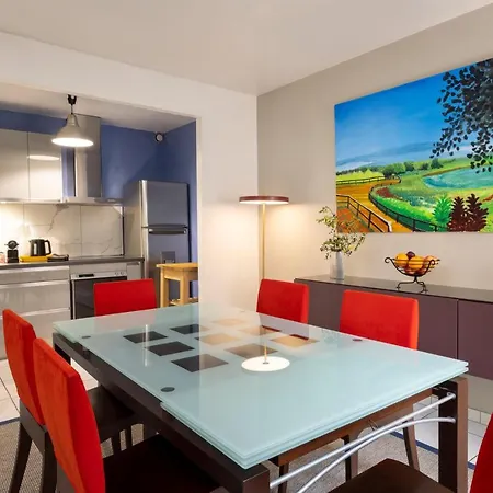 Maison Lavaud 2* פריז