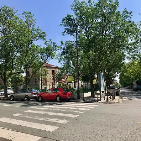 Maison Lavaud 2* פריז
