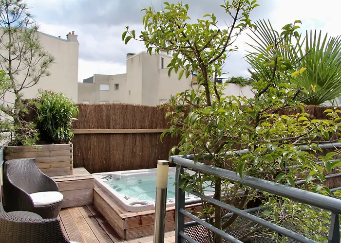 Pensjonat Maison Lavaud 4*