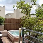 게스트하우스 Maison Lavaud 4*